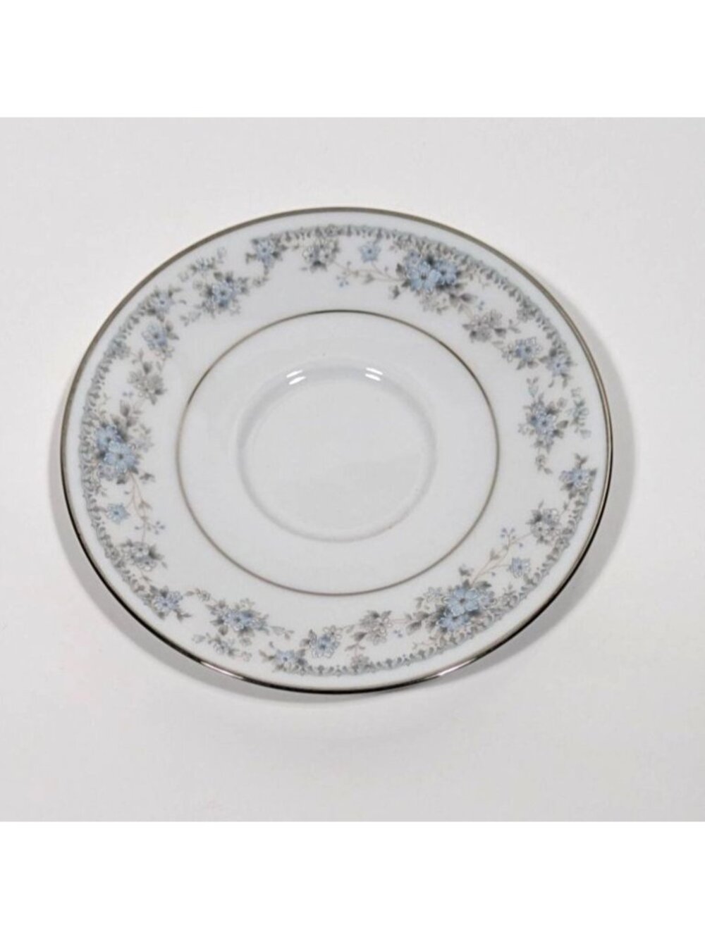 Artistry By Oneida Heiress Saucer Plate 5.75" Porcelain Floral Blue White Irelan